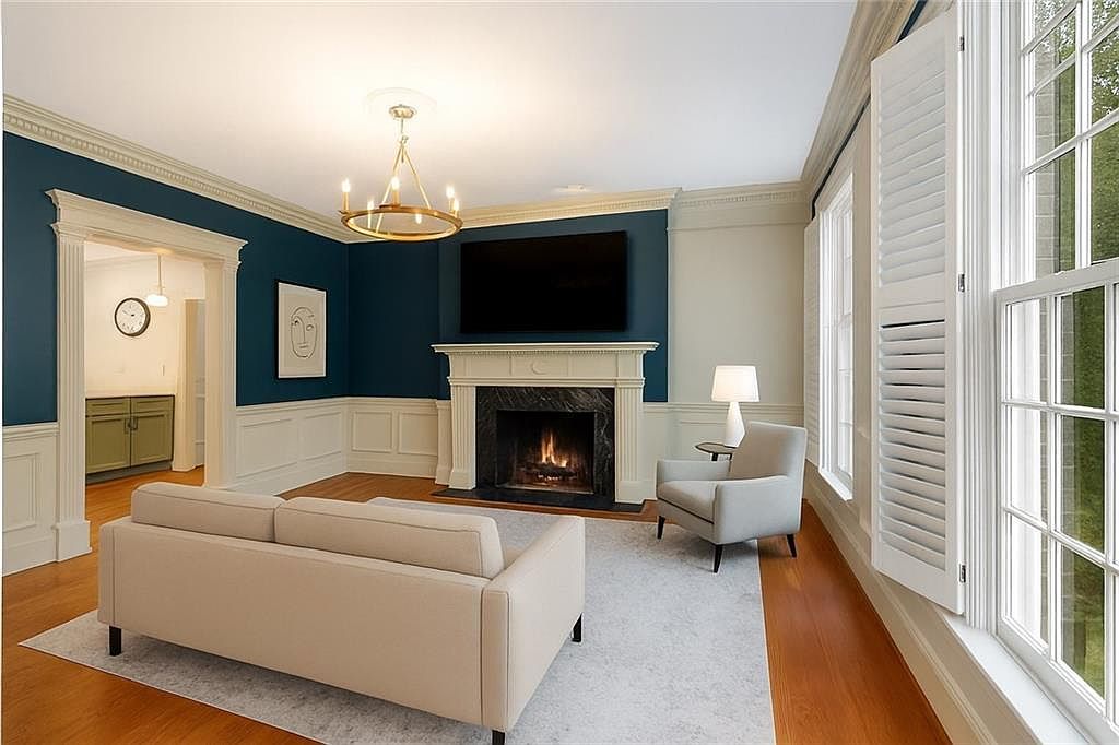 345 W Berwicke Cmn NE Atlanta, GA 30342  | Single Family