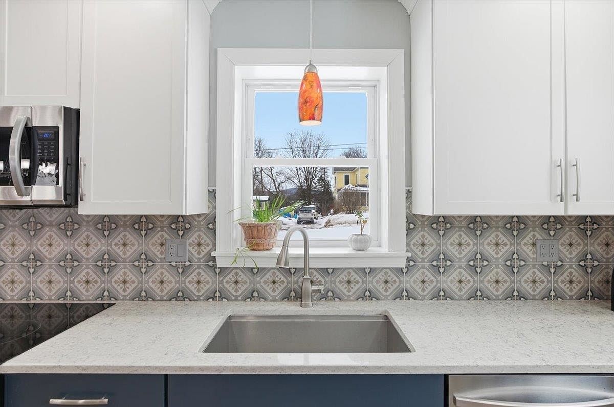 46 Church St Richford, VT 05476 | Single Family