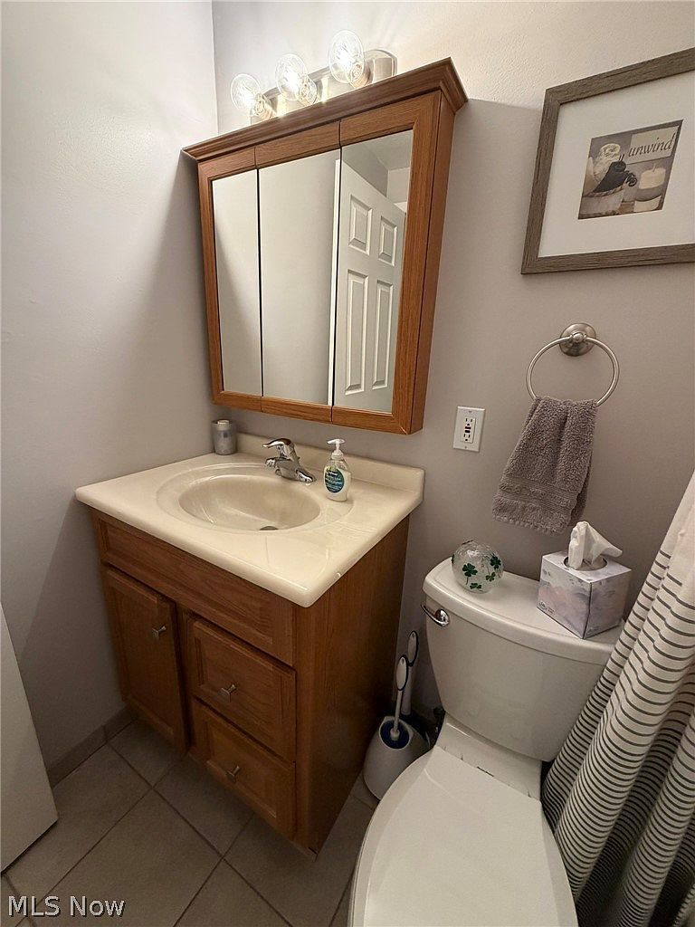 6482 State Rd APT E16 Parma, OH 44134  | Condominium