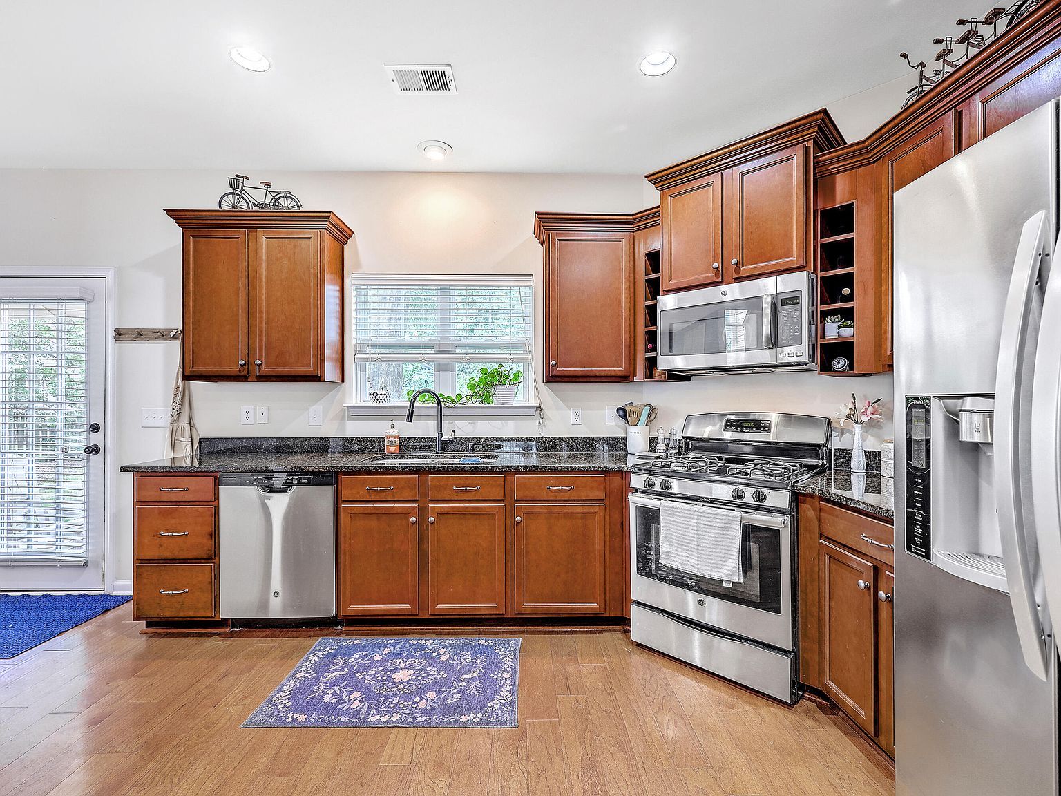 105 Elliott Creek Ln Summerville, SC 29485 | Single Family