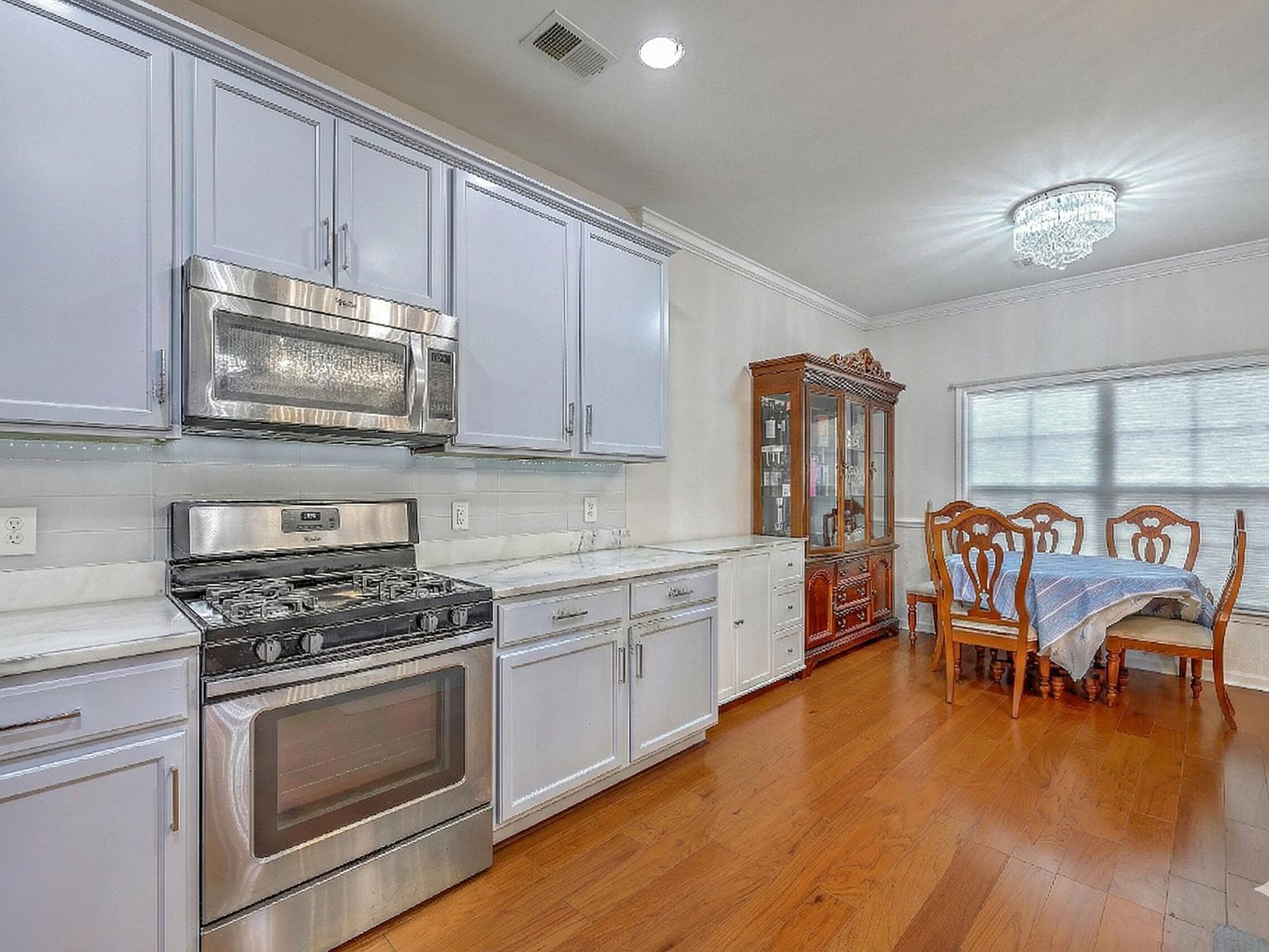 3811 Bonnecrest Ln North Charleston, SC 29420  | Single Family