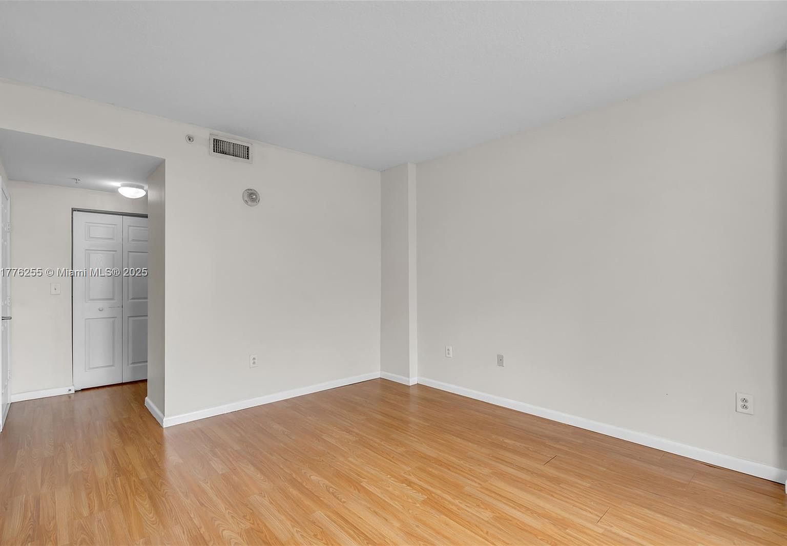 215 SW 42nd Ave APT 402 Miami, FL 33134 | Condominium