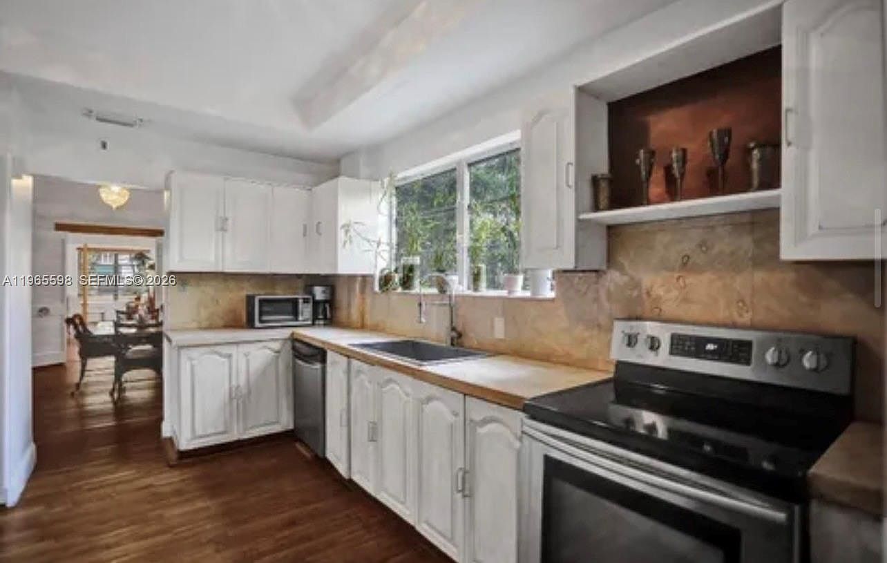 1107 Alhambra Cir Coral Gables, FL 33134  | Single Family