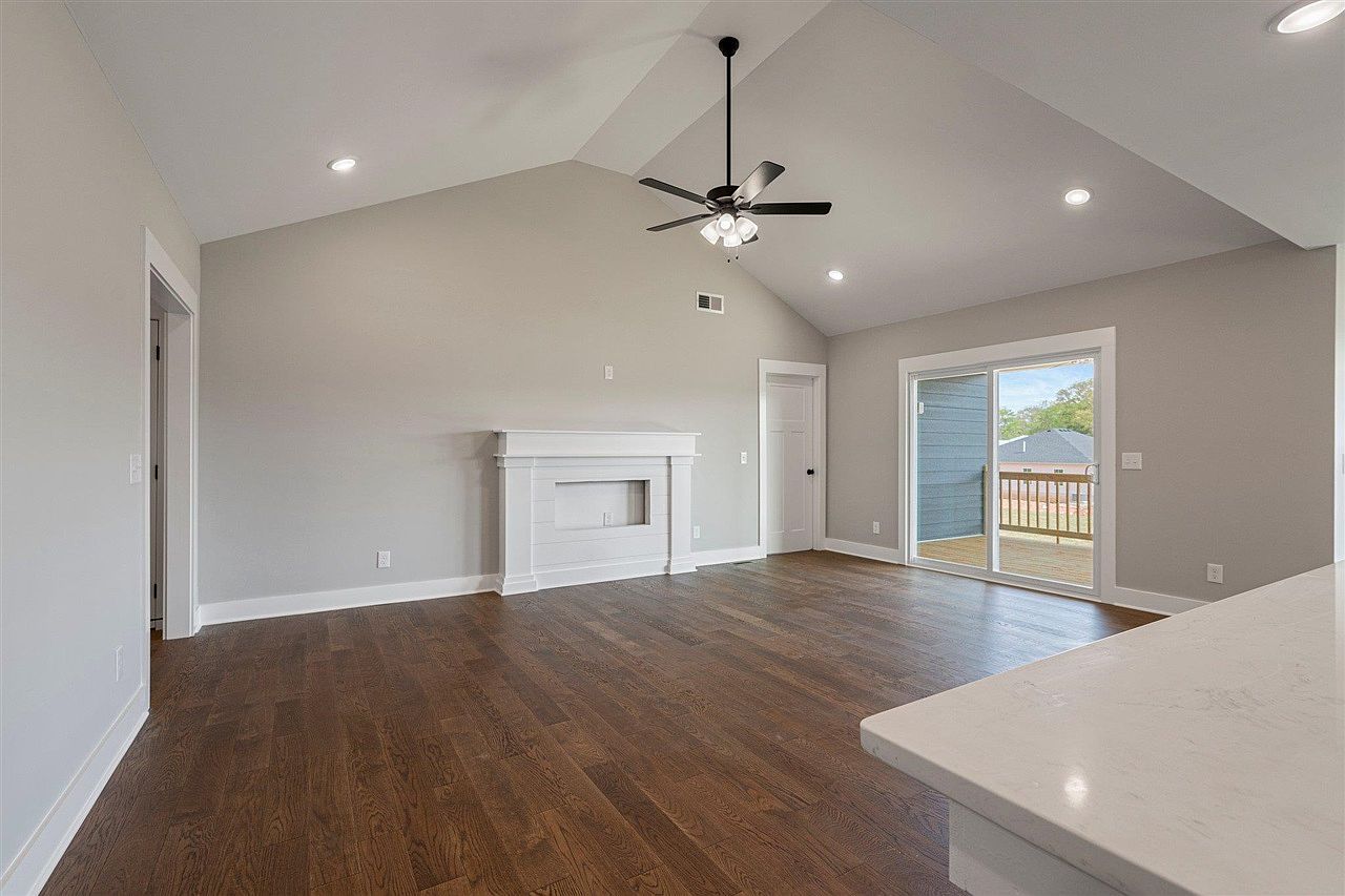 779 Shelldrake Ln Bowling Green, KY 42104  | Single Family