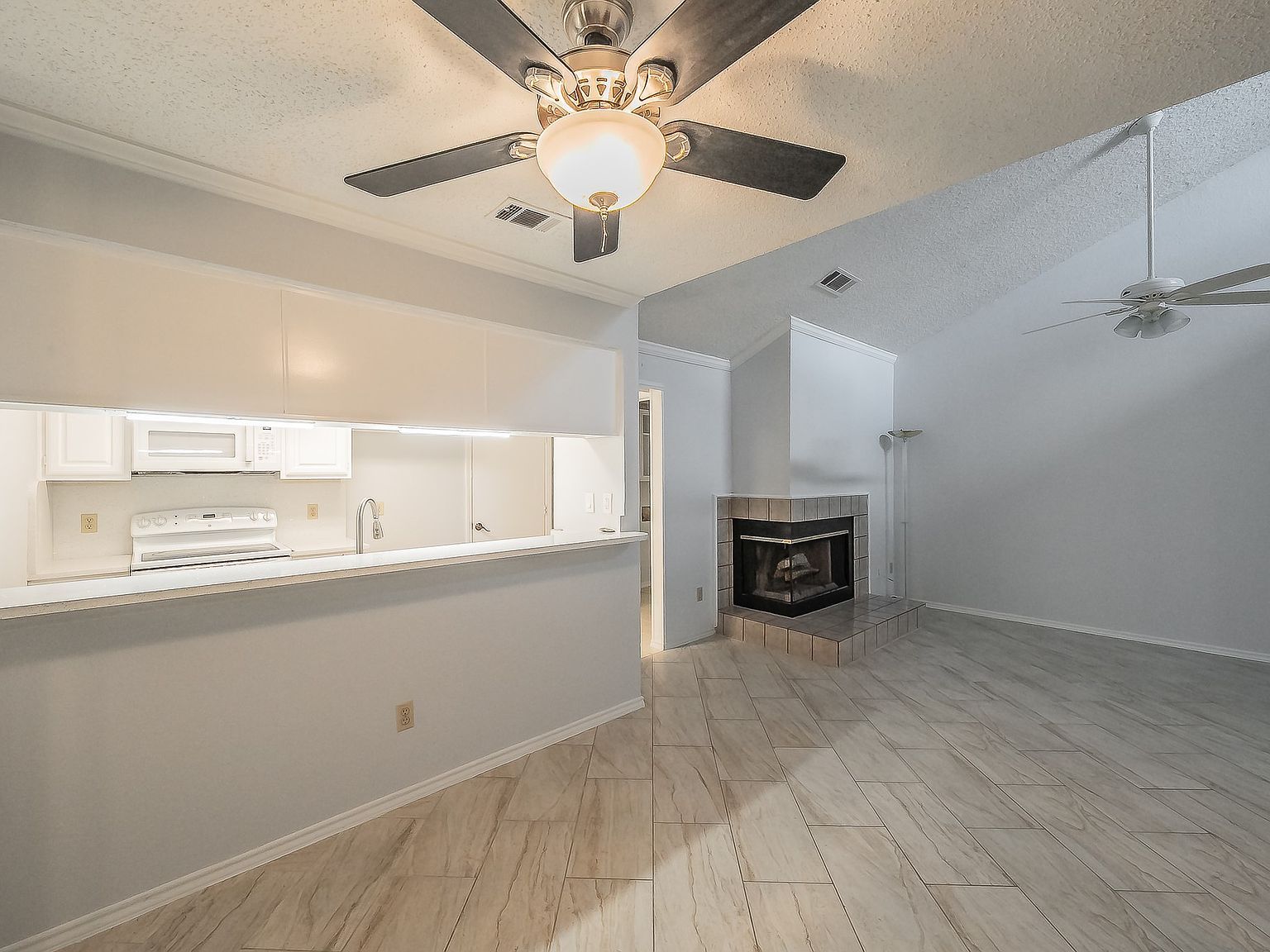 2800 Keller Springs Rd APT 1D Carrollton, TX 75006 | New build