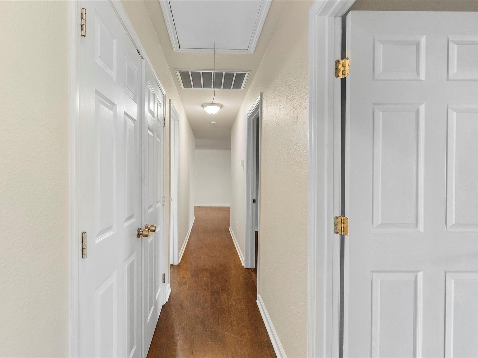 11 Highland Dr Hitchcock, TX 77563  | Single Family