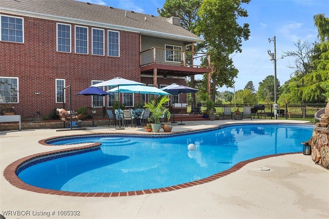 15562 State Highway 83 Howe, OK 74940  | Single Family