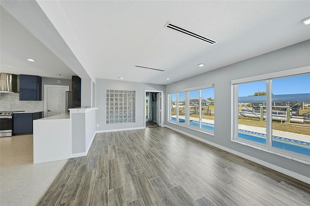 21398 Edgewater Dr Pt Charlotte, FL 33952  | Single Family