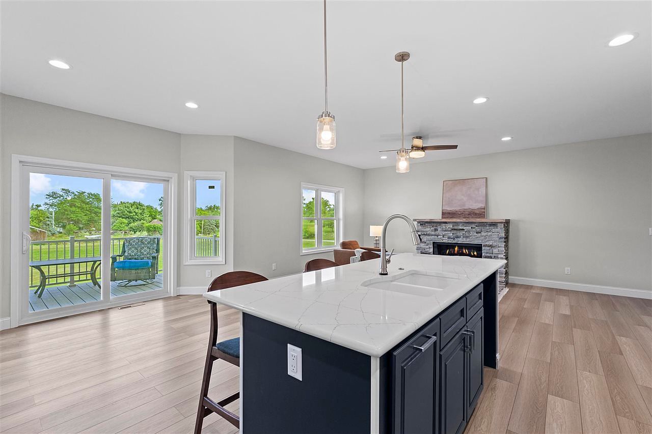 2416 Kestrel Dr SE Cedar Rapids, IA 52403  | Single Family