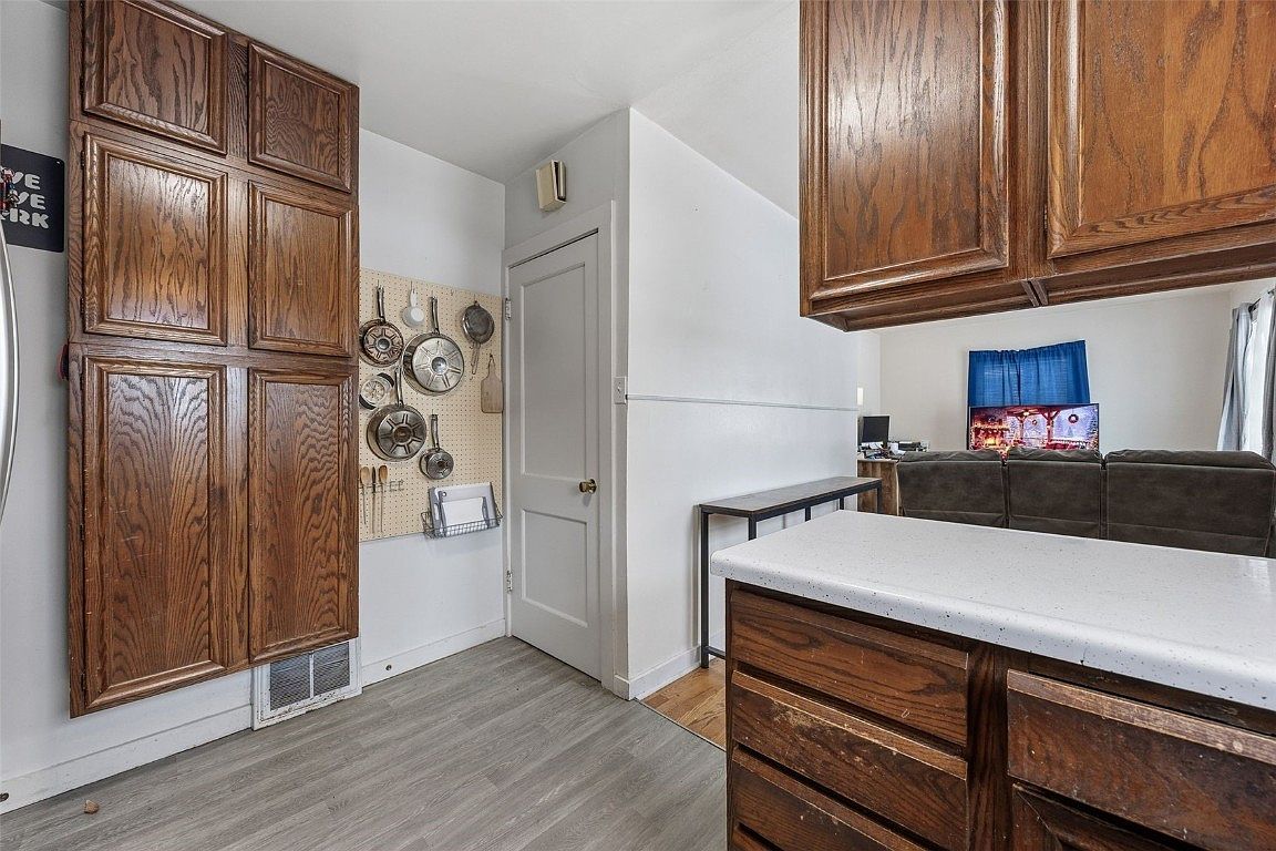 526 30th St SE Cedar Rapids, IA 52403  | Single Family