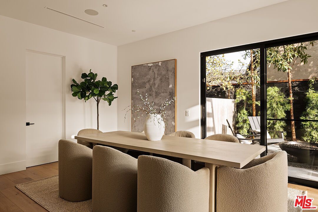 5988 W 76th St Los Angeles, CA 90045 | Single Family