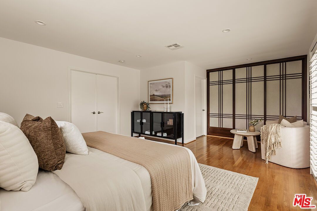 8040 Agnew Ave Los Angeles, CA 90045  | Single Family