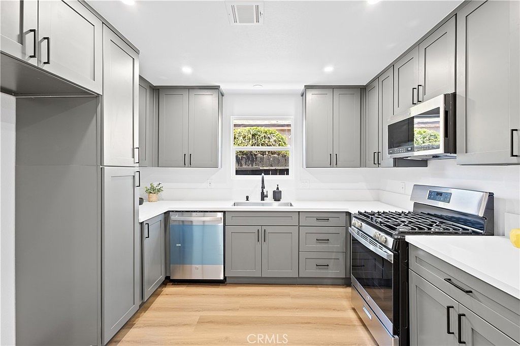 7629 Arcola Ave Sun Valley, CA 91352  | Single Family