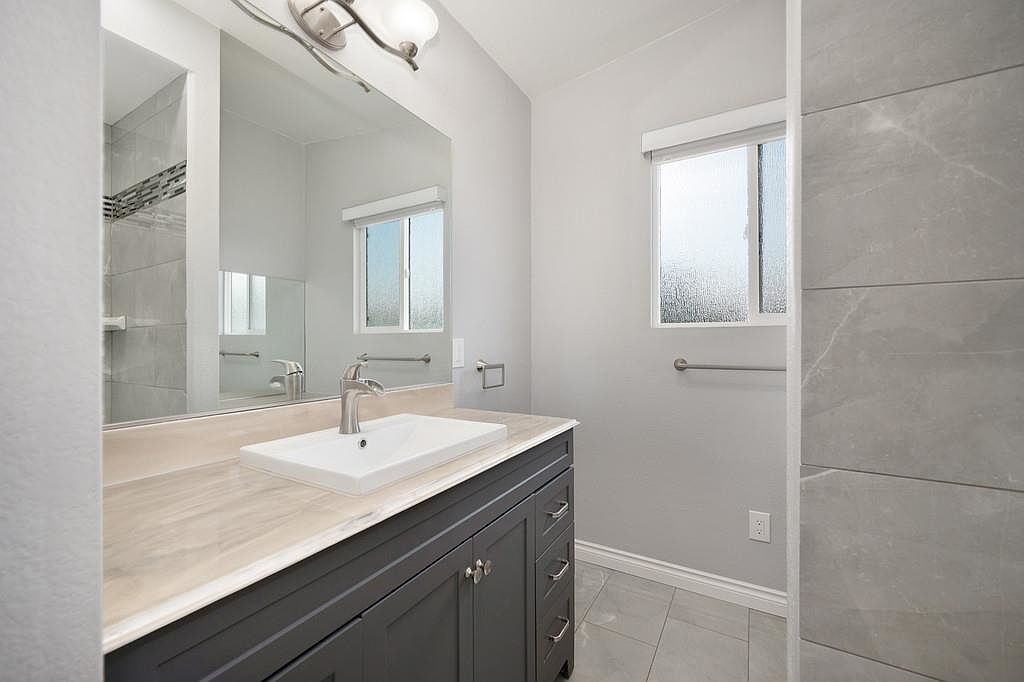 1221 7th St Clarkston, WA 99403 | Single Family