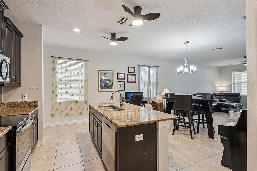 4633 Fairy Tale Cir Kissimmee, FL 34746  | Single Family
