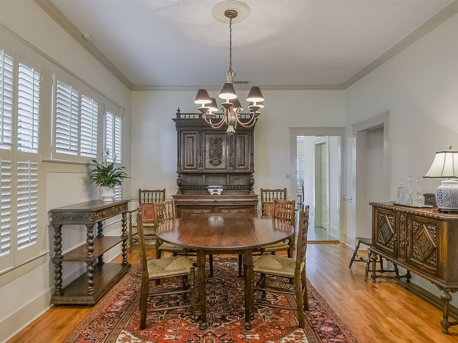 311 E Marvin Ave Waxahachie, TX 75165 | Single Family