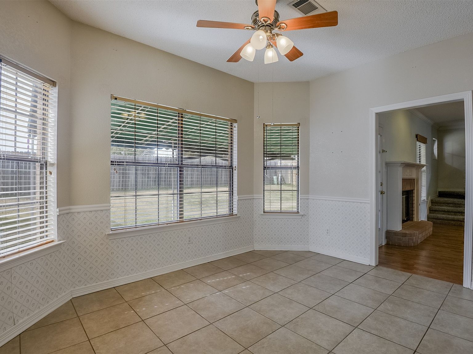 527 Gingerbread Ln Waxahachie, TX 75165 | Single Family
