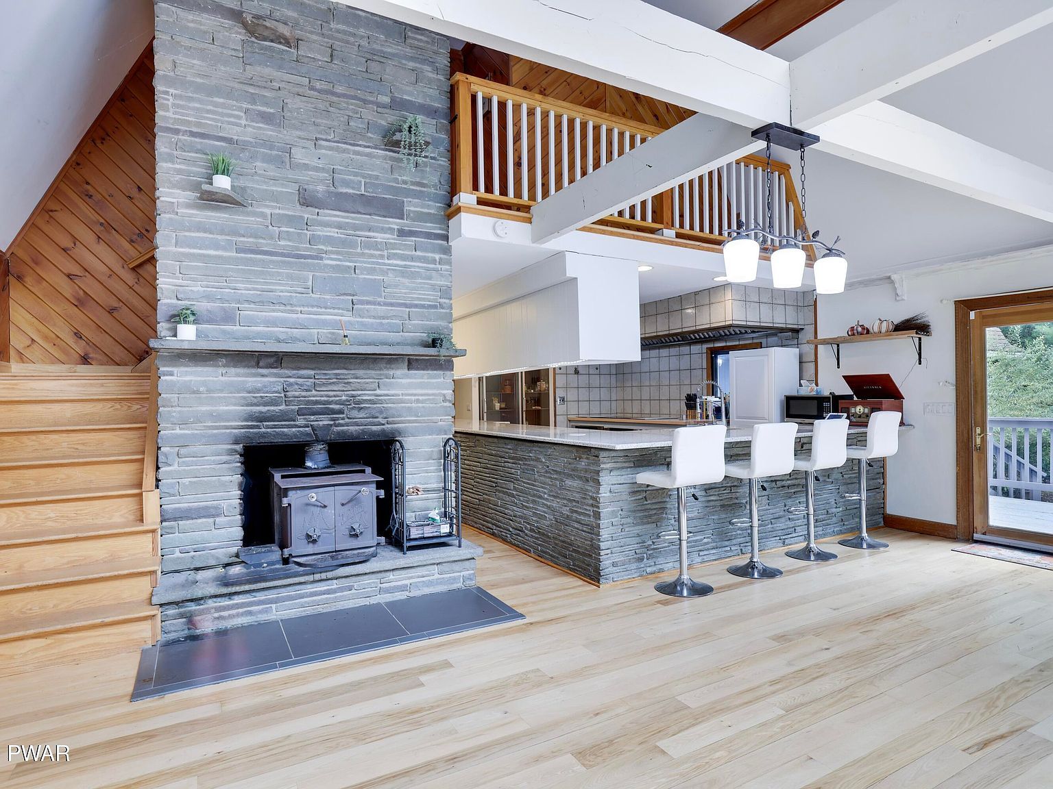 20 Chuck Foster Dr Hawley, PA 18428  | Single Family