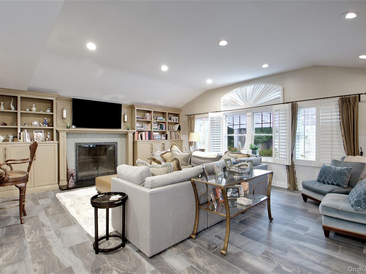 110 Birch Dr Roslyn, NY 11576  | Single Family