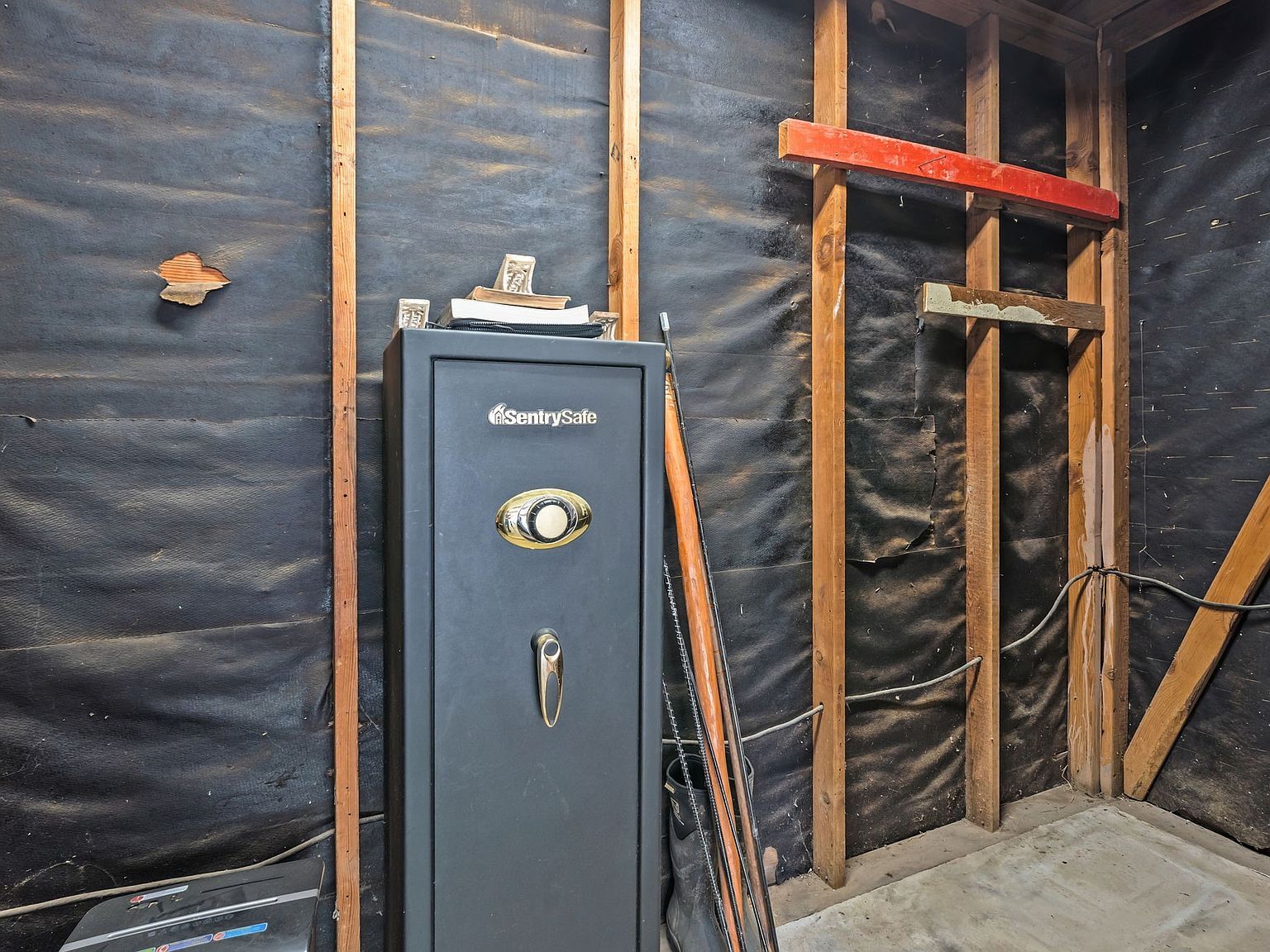 205 College St Chico, TX 76431  | Single Family