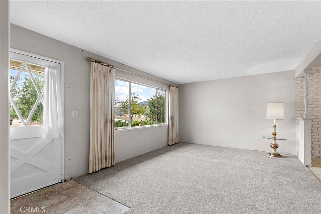 9825 Tujunga Canyon Pl Tujunga, CA 91042 | Single Family