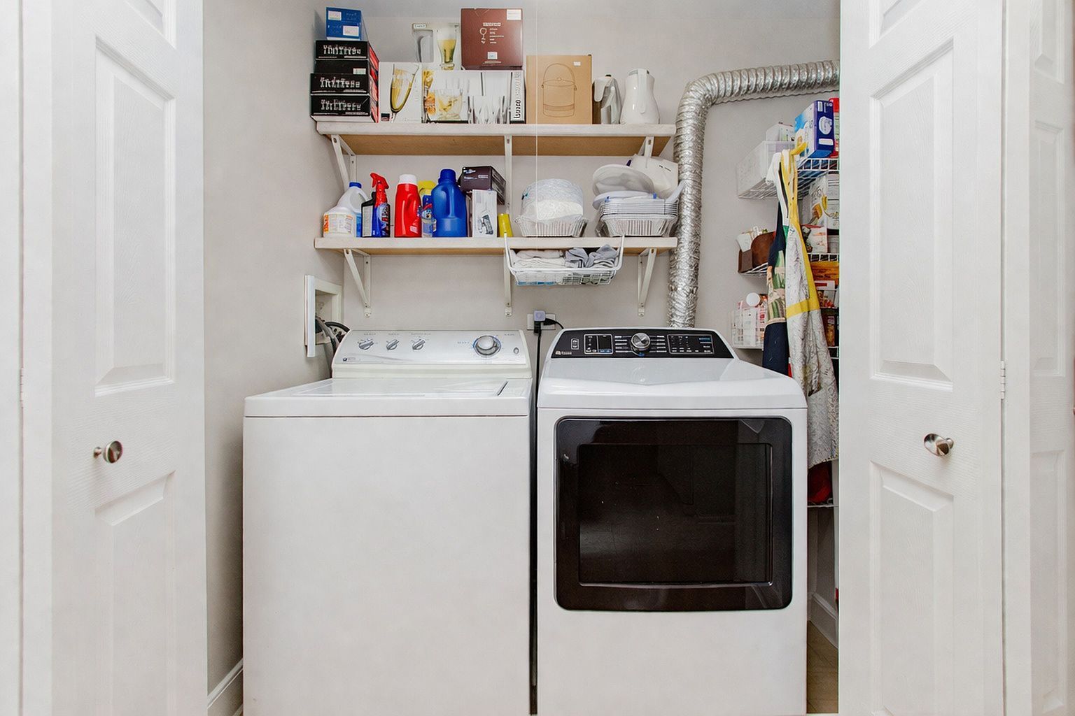 1279 Merrimack Ct Crystal Lake, IL 60014 | New build