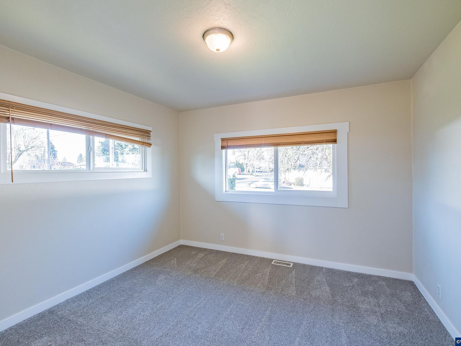 3392 Sunnyview Rd NE Salem, OR 97301  | Multi Family