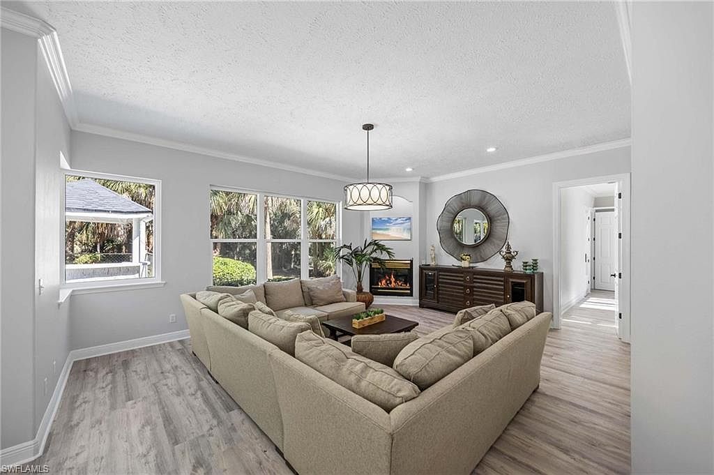 4075 1st Ave SW Naples, FL 34119 | Single Family