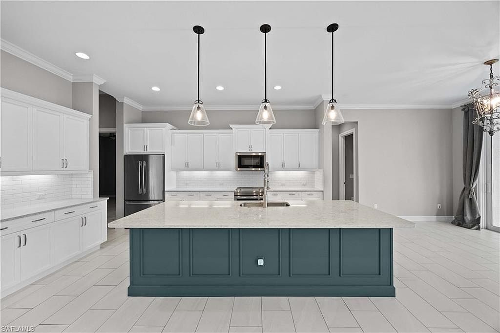 14792 Spinnaker Way Naples, FL 34114  | Single Family