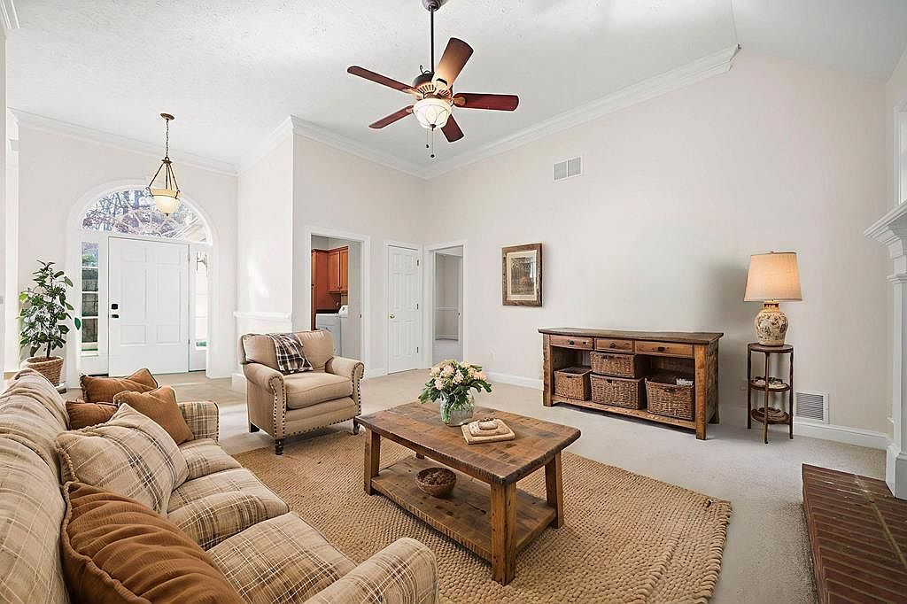 82 Thornwood Ct Ellijay, GA 30540 | Single Family