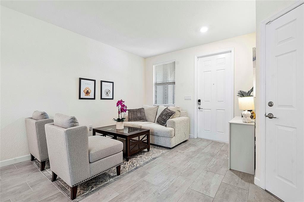 4990 Loebner Ter Davie, FL 33314  | New build