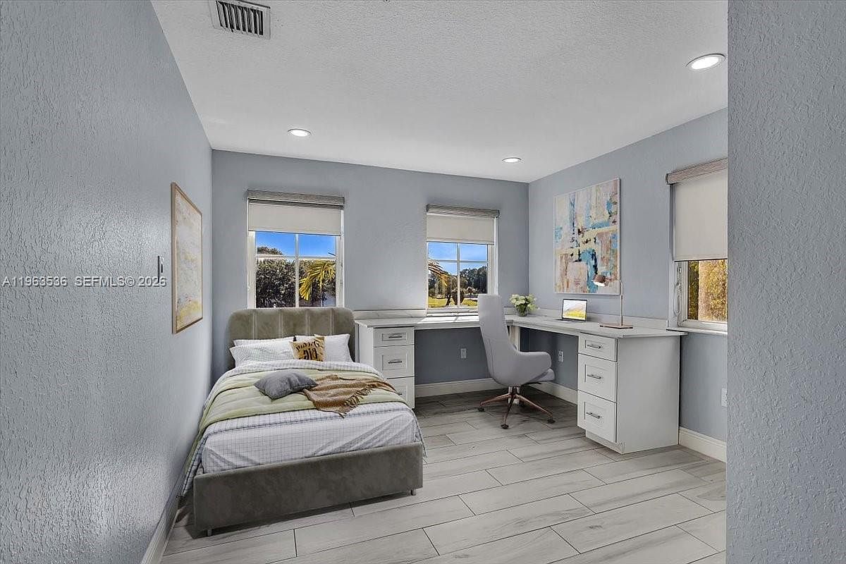 150 Jacaranda Country Club Dr APT 200 Plantation, FL 33324 | Condominium