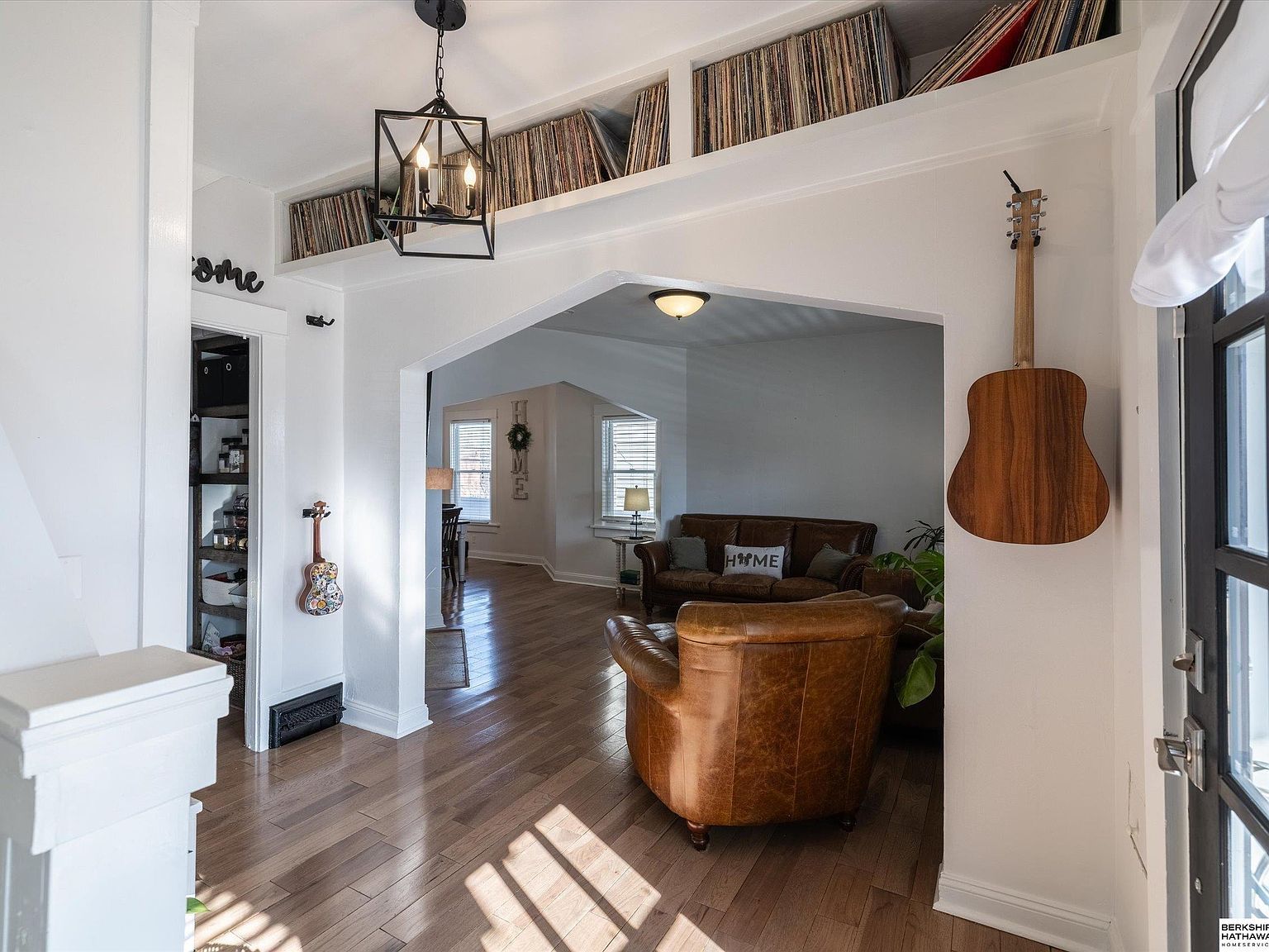 4624 Farnam St Omaha, NE 68132  | Single Family