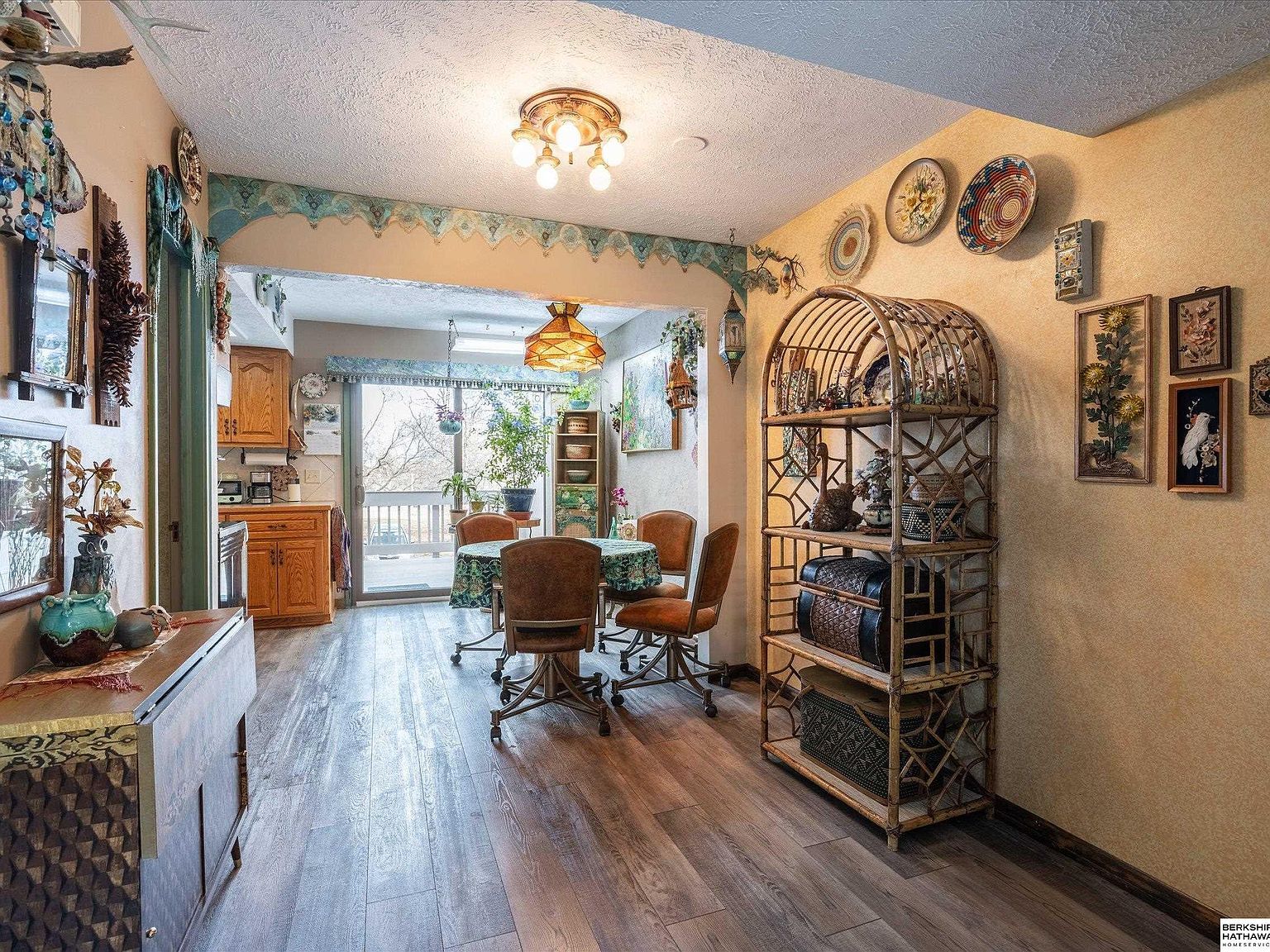 5628 S 92nd Plz Omaha, NE 68127  | Condominium