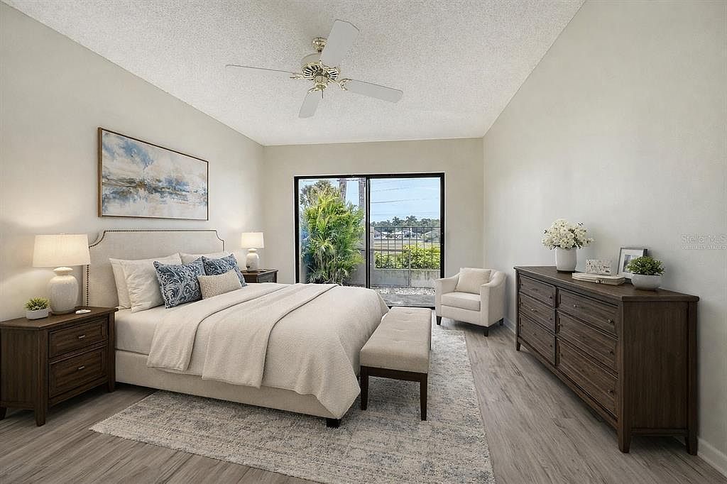 2491 Crispin Ct #G-3 Sarasota, FL 34235  | Condominium