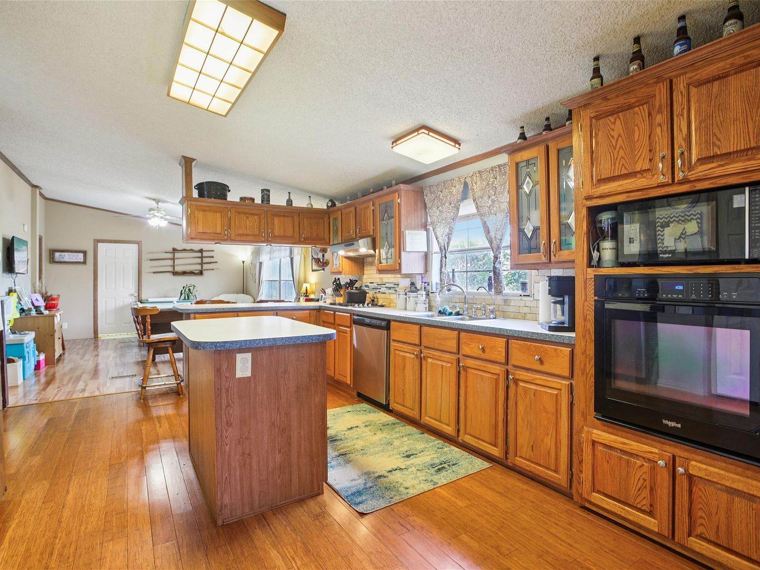 372 Hofferek Rd Rosanky, TX 78953  | New build