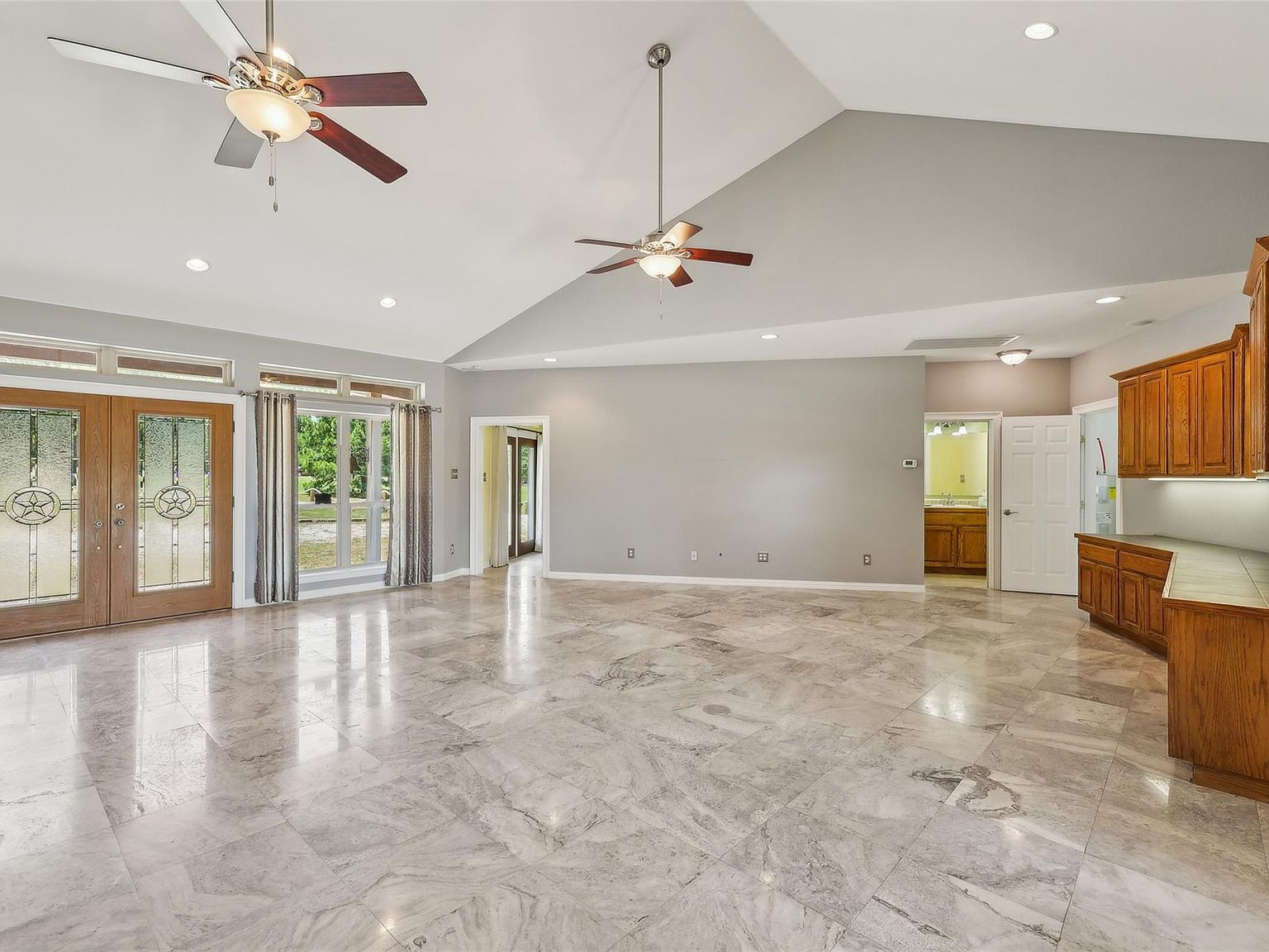 129 Country Air Dr Bastrop, TX 78602  | Single Family