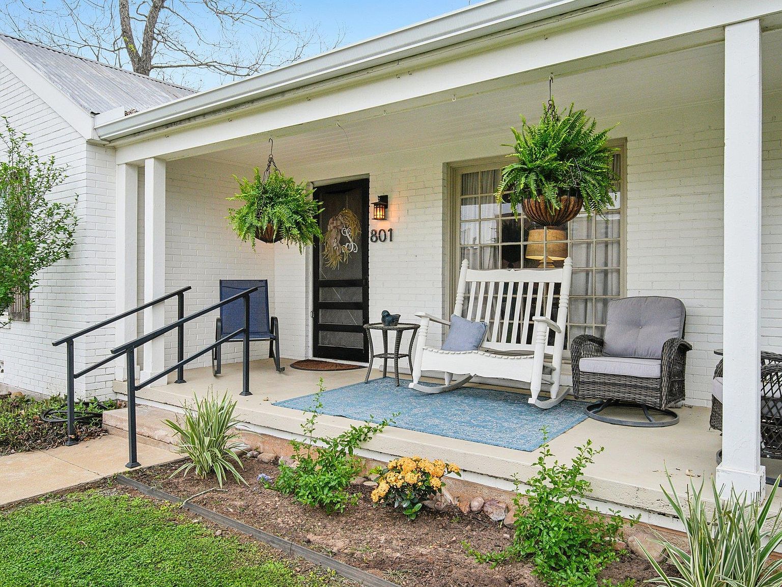 801 Bishop St Smithville, TX 78957  | Single Family