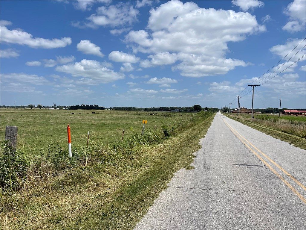 Bill Young Rd Siloam Springs, AR 72761  | Land/Lot