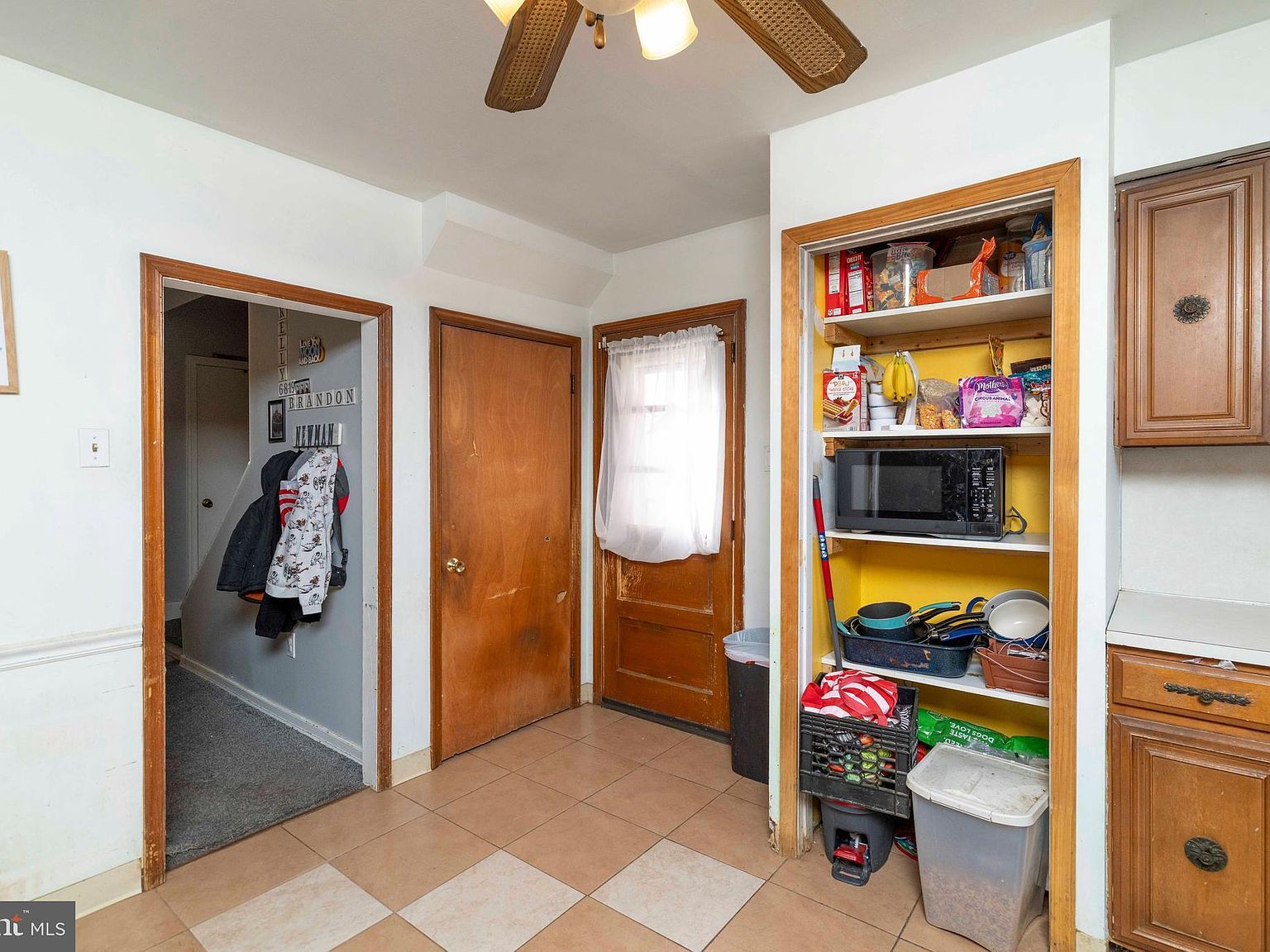 41 Centre Ave Norristown, PA 19403  | Single Family