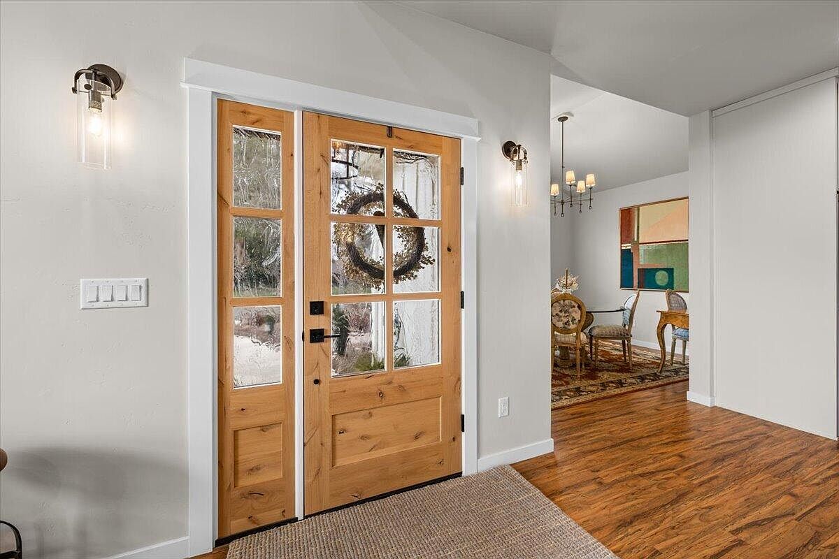 795 Bybee Dr Jacksonville, OR 97530  | Single Family