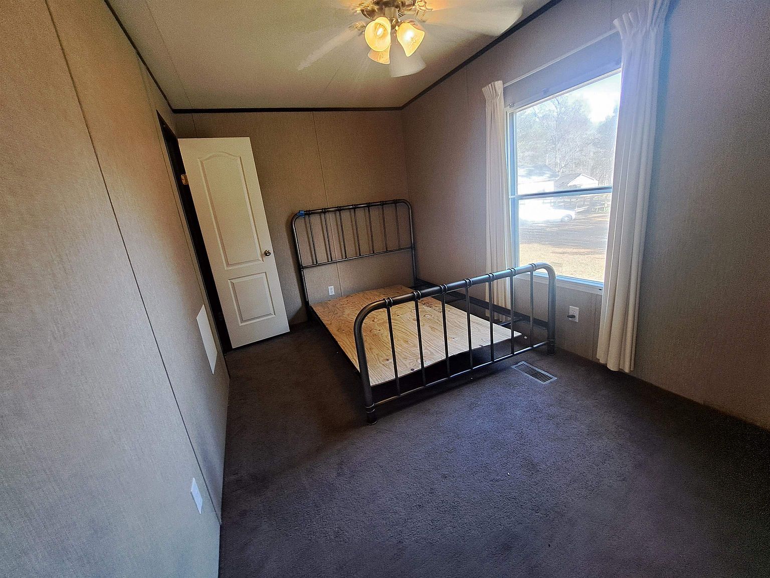 121 Woodlawn Ests Marshall, TX 75670 | New build