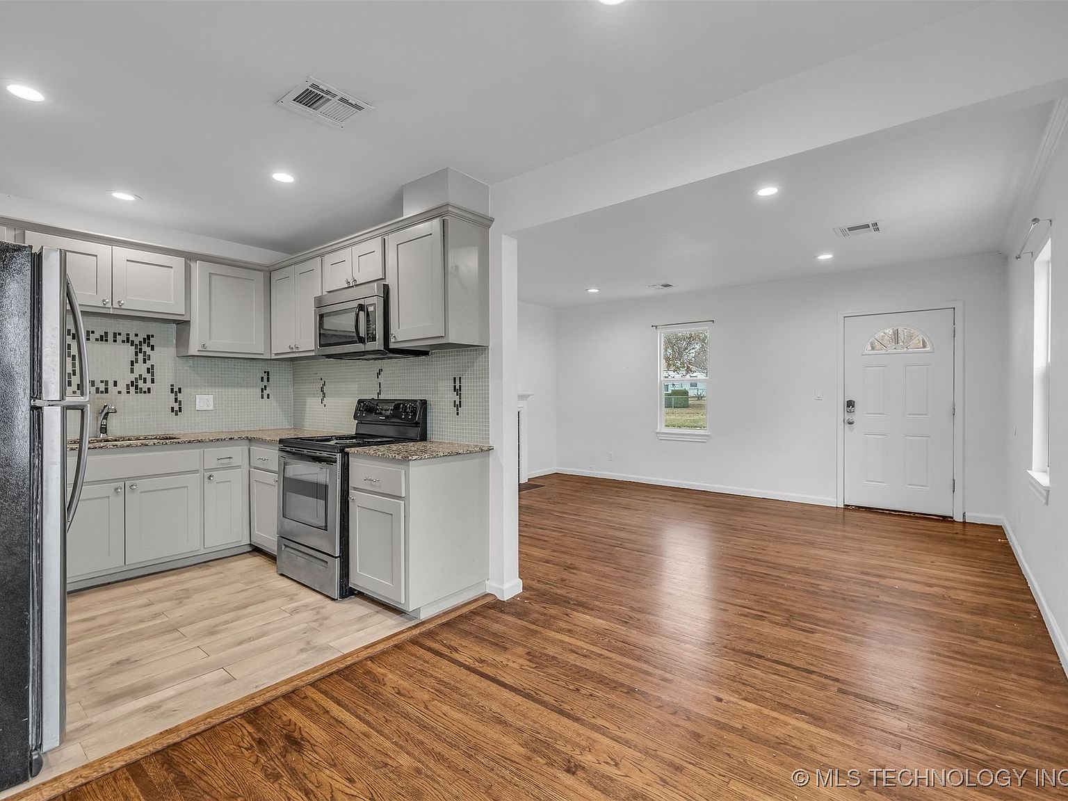 2223 S Oswego Ave Tulsa, OK 74114  | Single Family