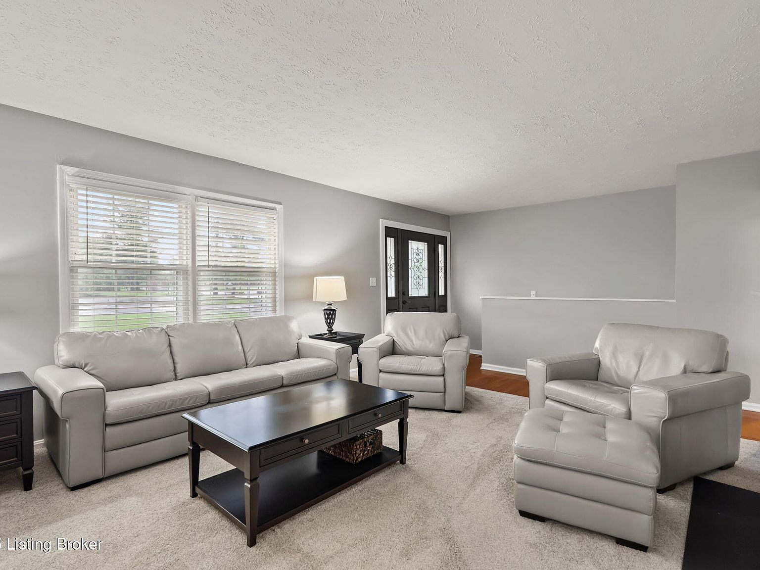 1212 Inverary Ct Hurstbourne, KY 40222  | Condominium