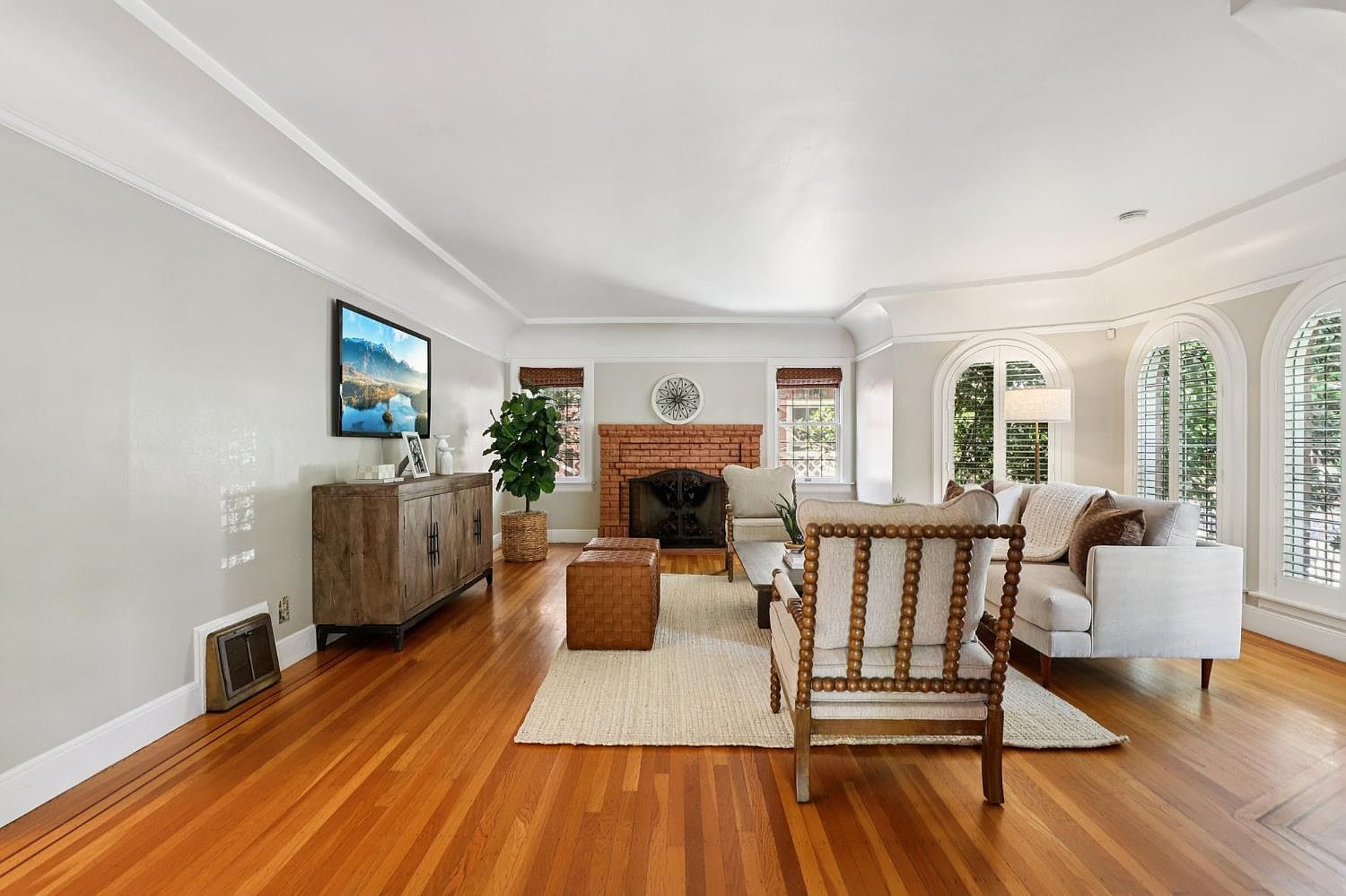 2200 2nd Ave Sacramento, CA 95818 | Single Family