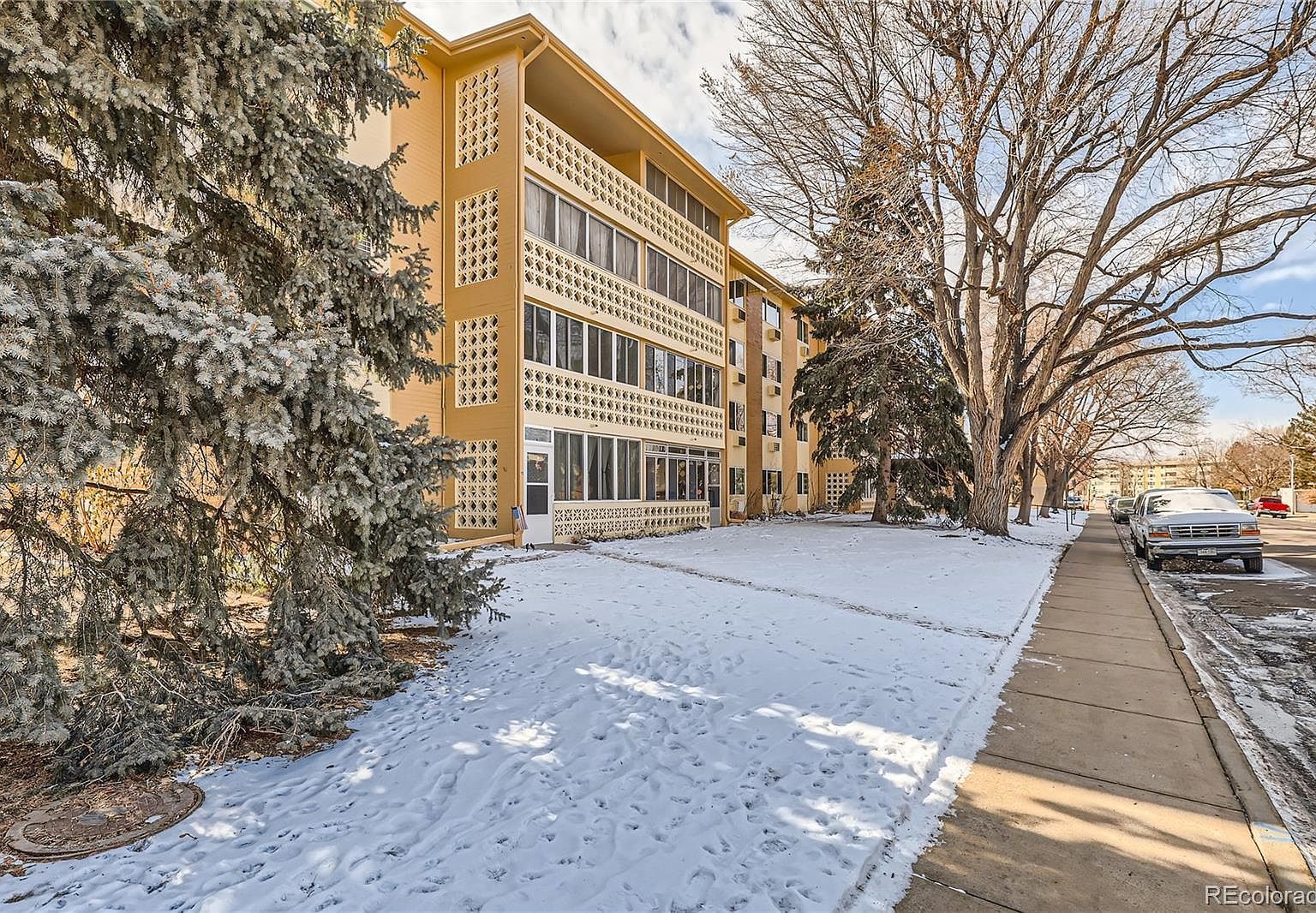 9300 E Center Ave APT 3A Denver, CO 80247  | Condominium