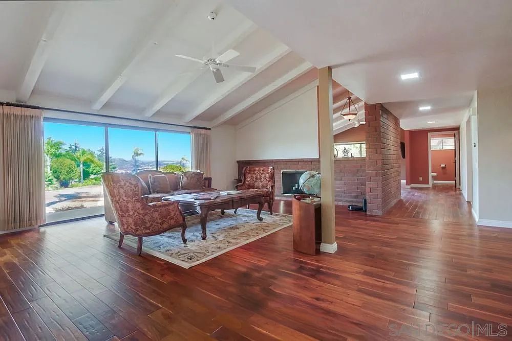 6411 Via De La Reina Bonsall, CA 92003  | Single Family