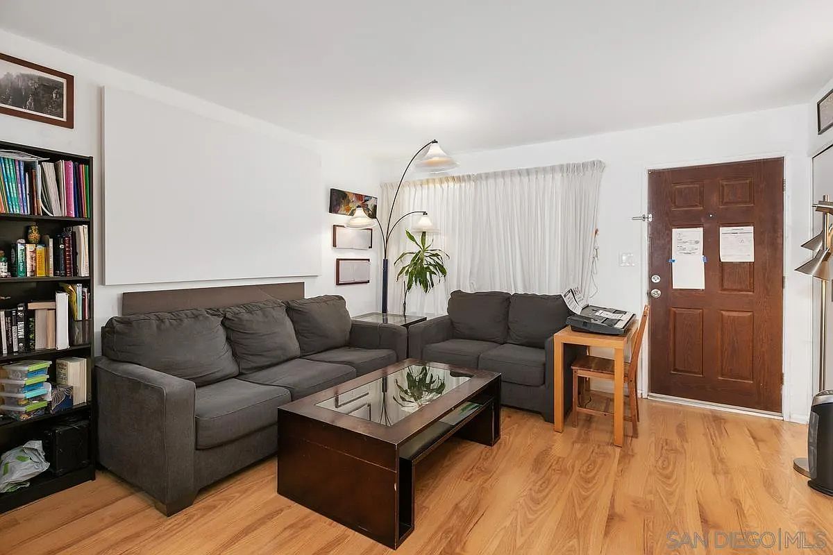 3205 Via Alicante UNIT 11 La Jolla, CA 92037  | Condominium