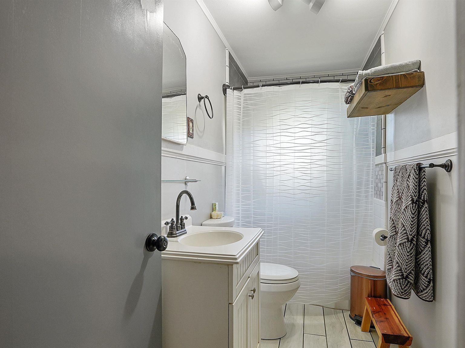 7201 Park Ave Fountain Lake, AR 71901  | Single Family