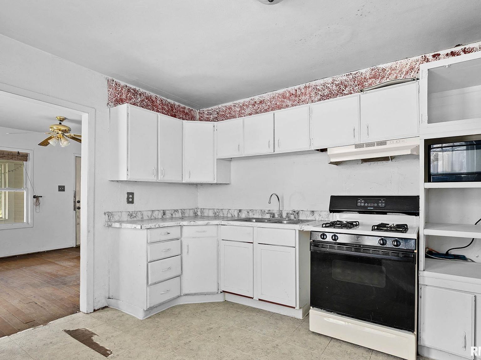 211 Minch St South Pekin, IL 61564 | Single Family